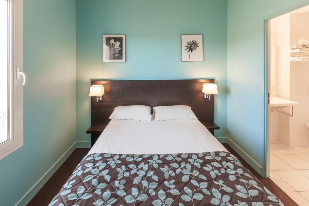 Hotel Alienor Langon  Oda fotoğraf